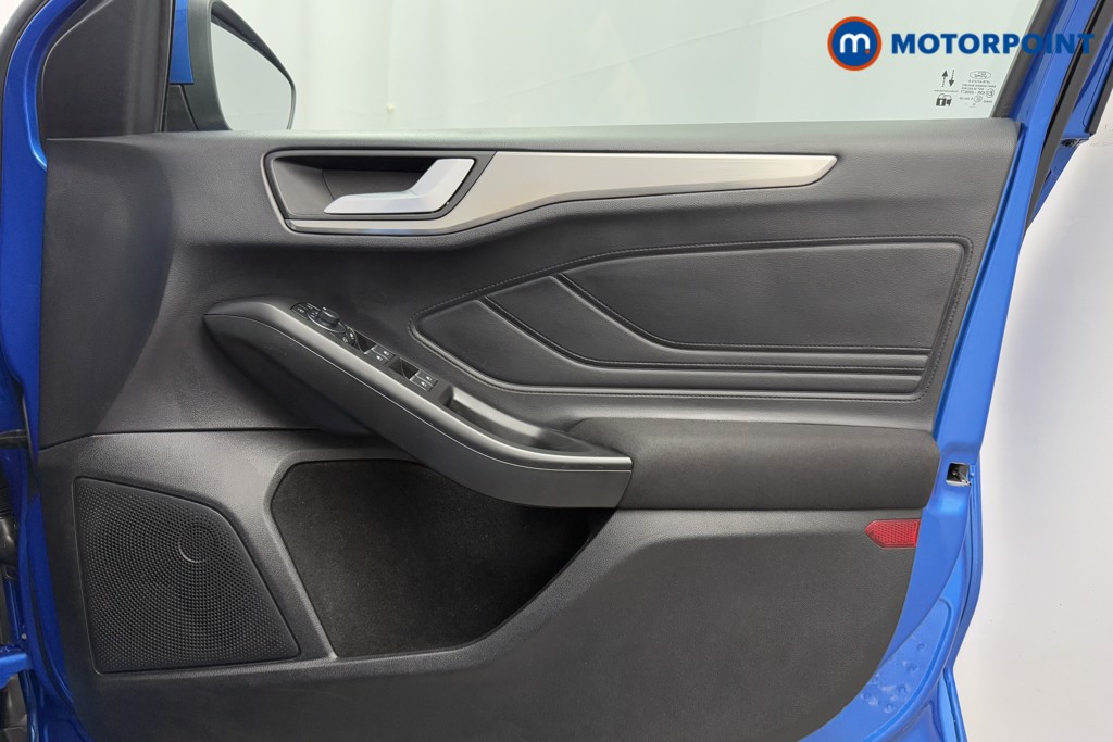 Ford Focus Titanium Manual Petrol Hatchback - Stock Number (1586354) - 19th supplementary image