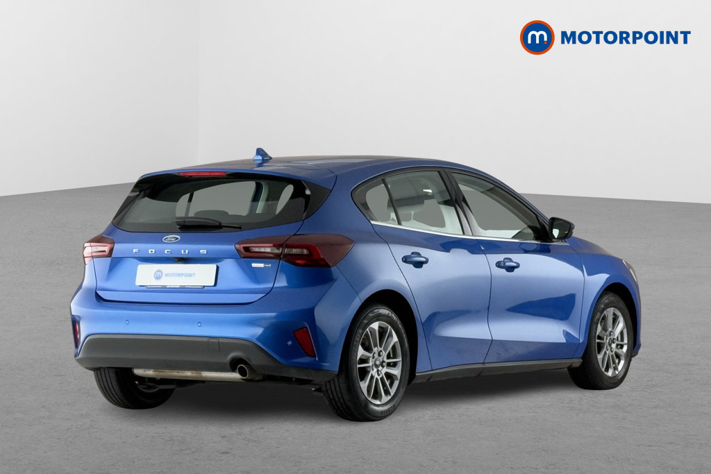 Ford Focus Titanium Manual Petrol Hatchback - Stock Number (1586354) - Drivers side rear corner