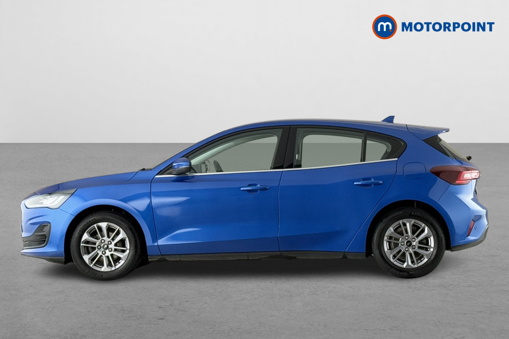 Ford Focus Titanium Manual Petrol Hatchback - Stock Number (1586354) - Passenger side
