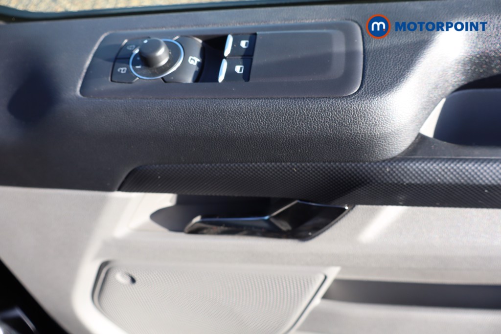 Ford Transit Custom Limited Manual Diesel Panel Van - Stock Number (1586374) - 25th supplementary image