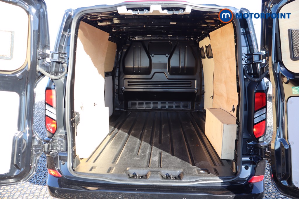 Ford Transit Custom Limited Manual Diesel Panel Van - Stock Number (1586374) - 38th supplementary image