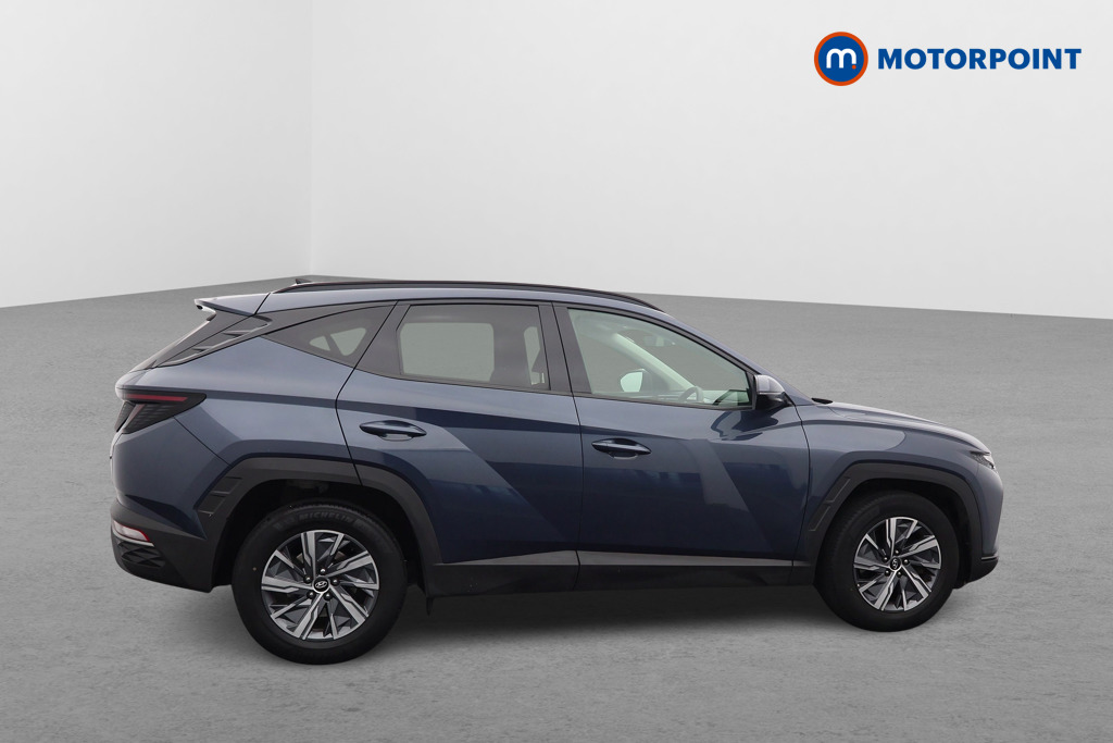 Hyundai Tucson Se Connect Manual Petrol SUV - Stock Number (1586471) - Drivers side front corner