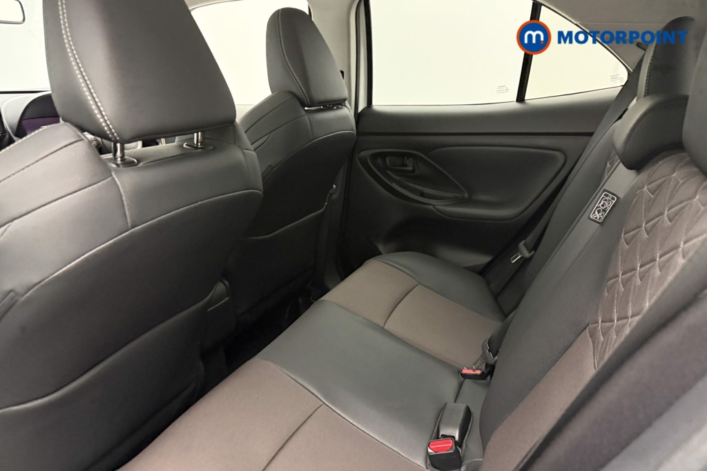 Toyota Yaris Cross Excel Automatic Petrol-Electric Hybrid Estate - Stock Number (1586561) - 4th supplementary image