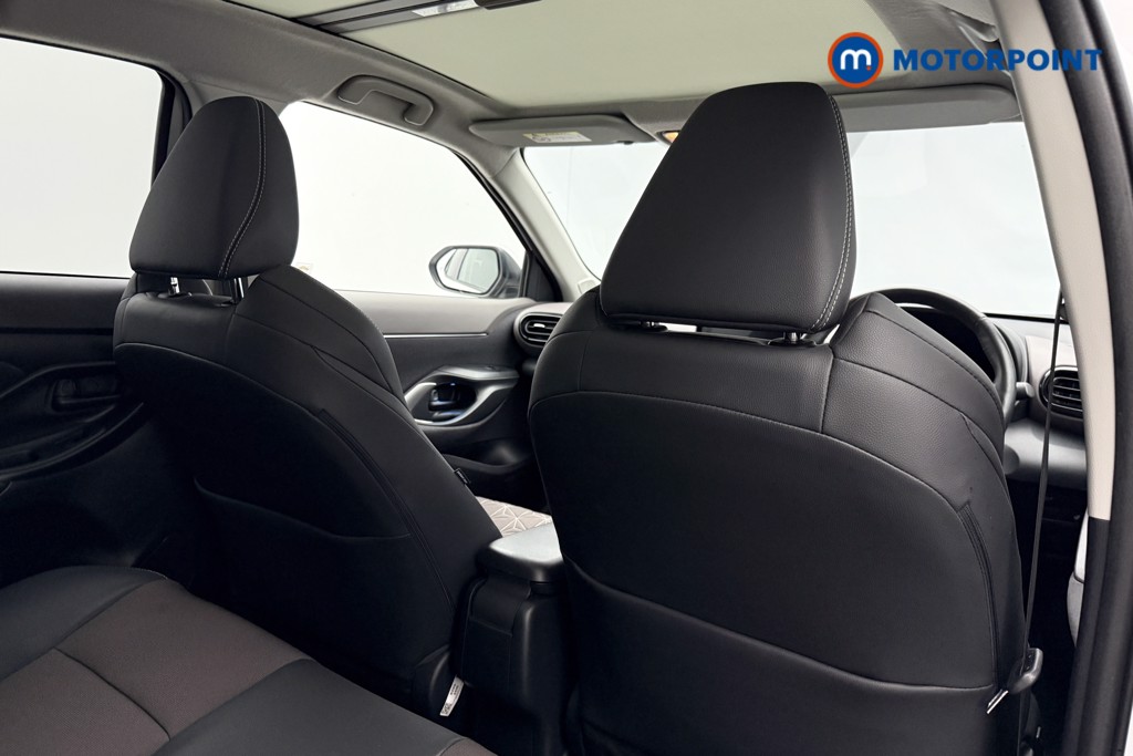 Toyota Yaris Cross Excel Automatic Petrol-Electric Hybrid Estate - Stock Number (1586561) - 10th supplementary image