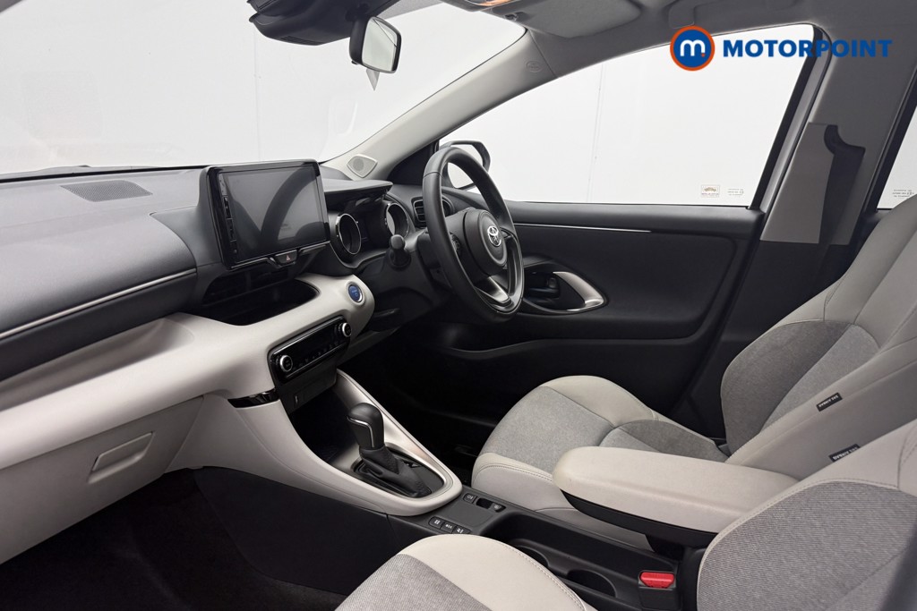 Toyota Yaris Excel Automatic Petrol-Electric Hybrid Hatchback - Stock Number (1586568) - 3rd supplementary image