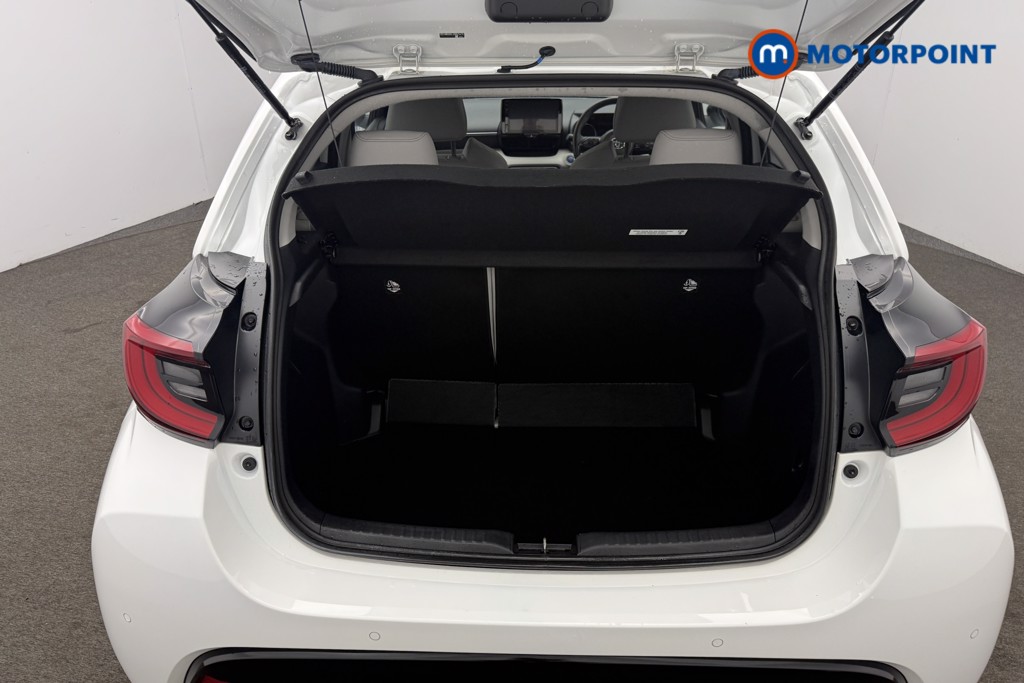 Toyota Yaris Excel Automatic Petrol-Electric Hybrid Hatchback - Stock Number (1586568) - 6th supplementary image
