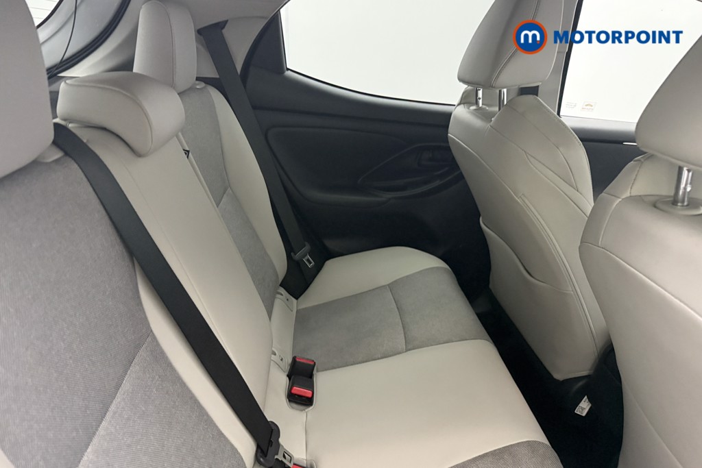 Toyota Yaris Excel Automatic Petrol-Electric Hybrid Hatchback - Stock Number (1586568) - 10th supplementary image