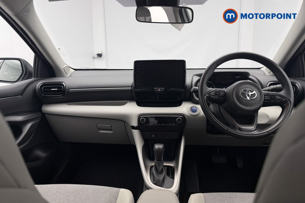 Toyota Yaris Excel Automatic Petrol-Electric Hybrid Hatchback - Stock Number (1586568) - 11th supplementary image
