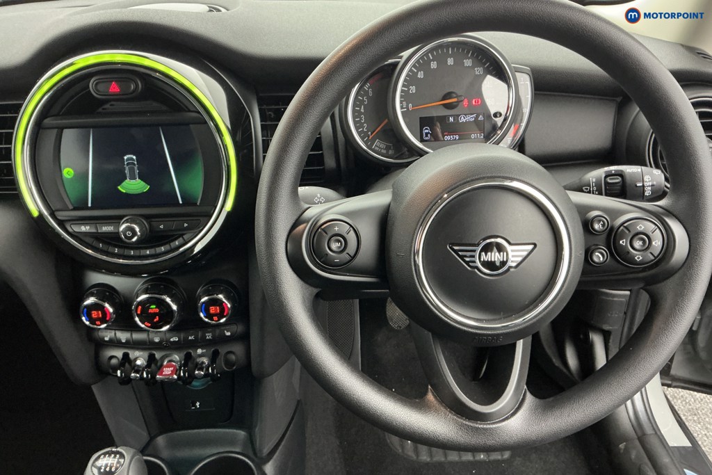 Mini Hatchback One Classic Manual Petrol Hatchback - Stock Number (1586694) - 1st supplementary image