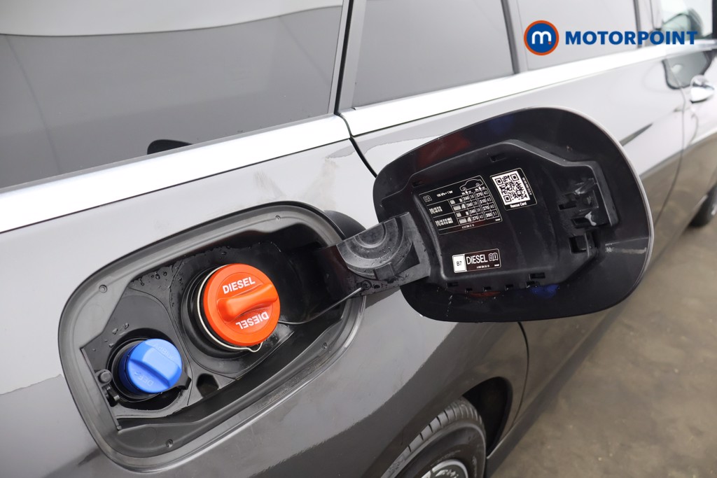 Mercedes-Benz E Class Amg Line Automatic Diesel Plug-In Hybrid Estate - Stock Number (1586766) - 30th supplementary image