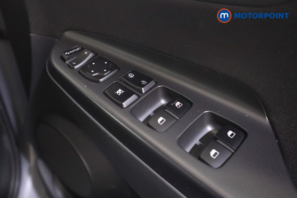 Hyundai Kona Premium Automatic Petrol-Electric Hybrid SUV - Stock Number (1586960) - 13th supplementary image