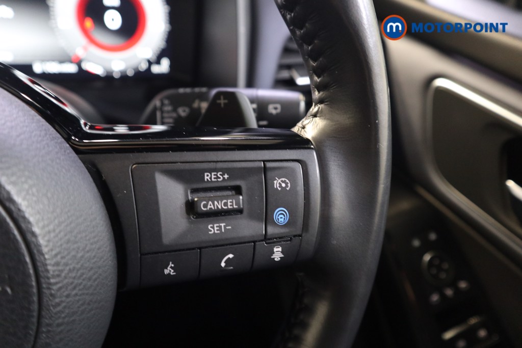 Nissan Qashqai Tekna Automatic Petrol SUV - Stock Number (1587171) - 4th supplementary image