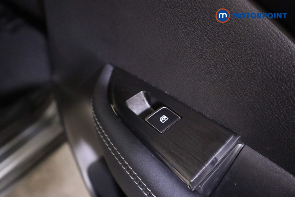 Nissan Qashqai Tekna Automatic Petrol SUV - Stock Number (1587171) - 18th supplementary image