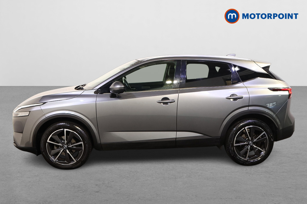Nissan Qashqai Tekna Automatic Petrol SUV - Stock Number (1587171) - Passenger side