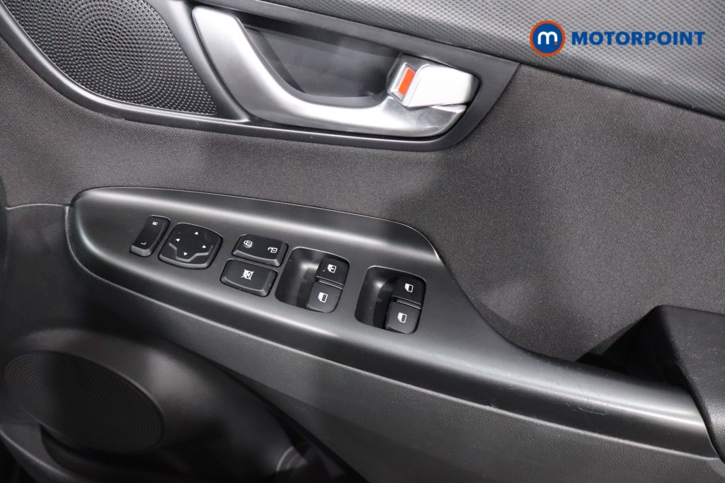 Hyundai Kona Se Connect Automatic Petrol-Electric Hybrid SUV - Stock Number (1587216) - 21st supplementary image