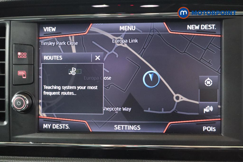 Seat Leon FR Manual Petrol Hatchback - Stock Number (1587494) - 9th supplementary image