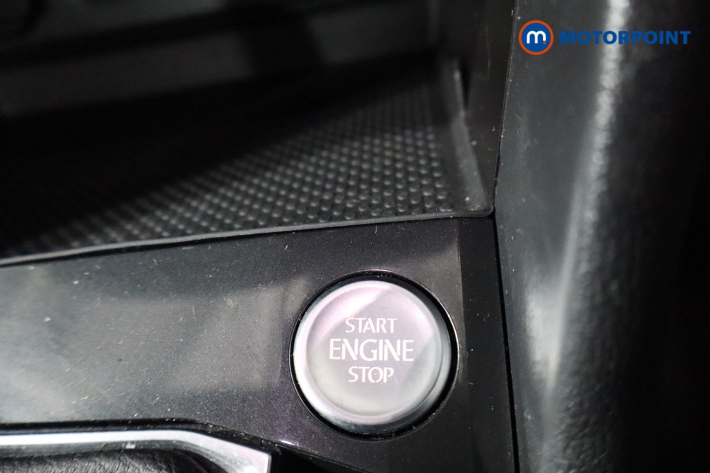 Volkswagen Tiguan SEL Automatic Petrol SUV - Stock Number (1587686) - 13th supplementary image