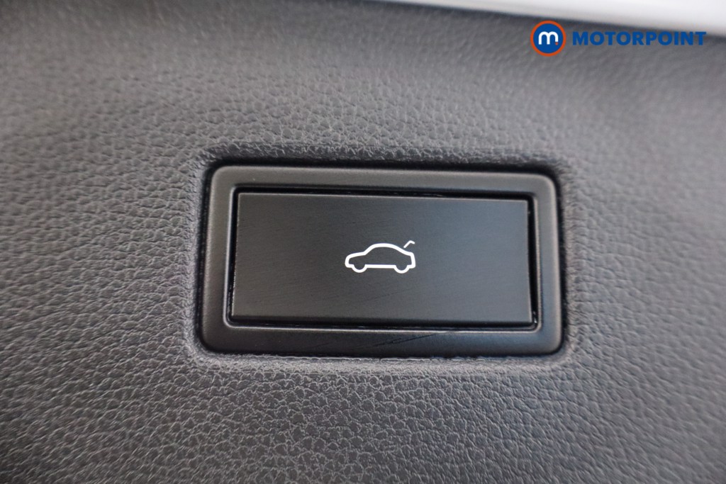 Volkswagen Tiguan SEL Automatic Petrol SUV - Stock Number (1587686) - 38th supplementary image