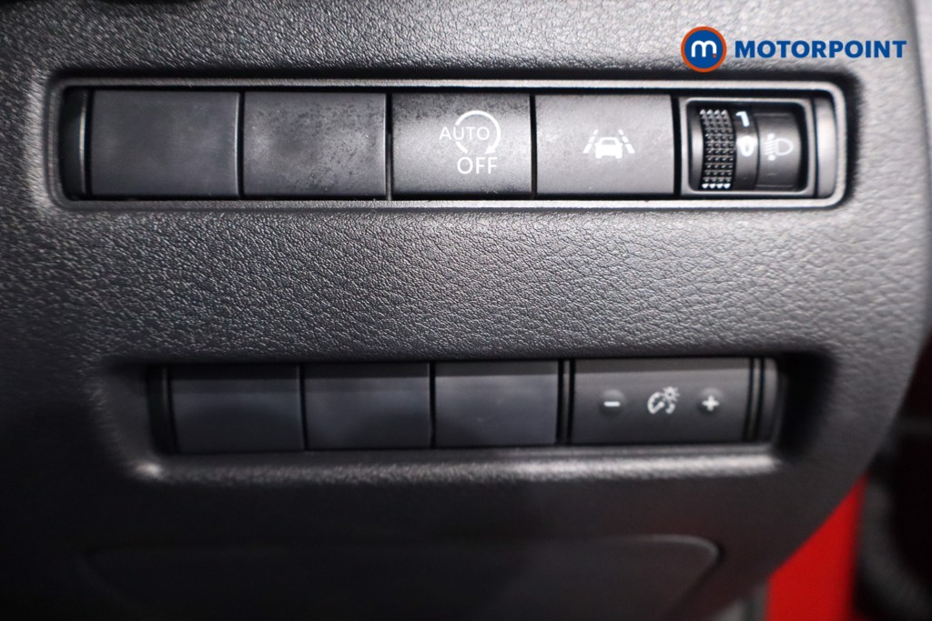 Nissan Qashqai N-Connecta Manual Petrol SUV - Stock Number (1587714) - 22nd supplementary image