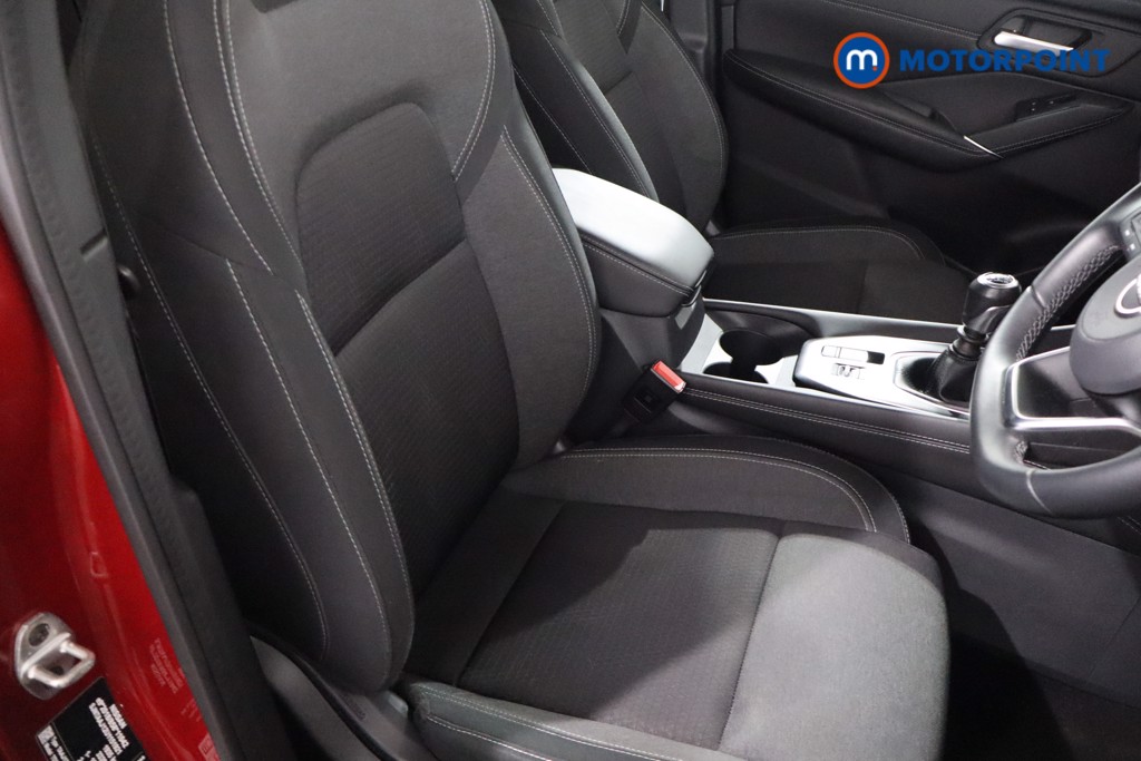 Nissan Qashqai N-Connecta Manual Petrol SUV - Stock Number (1587714) - 24th supplementary image
