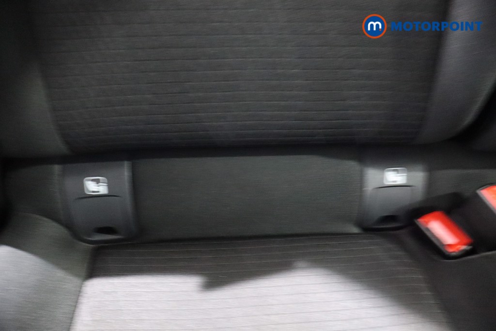 Nissan Qashqai N-Connecta Manual Petrol SUV - Stock Number (1587714) - 25th supplementary image