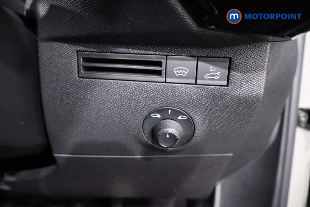 DS Ds 7 Performance Line -Plus Automatic Diesel SUV - Stock Number (1587995) - 25th supplementary image