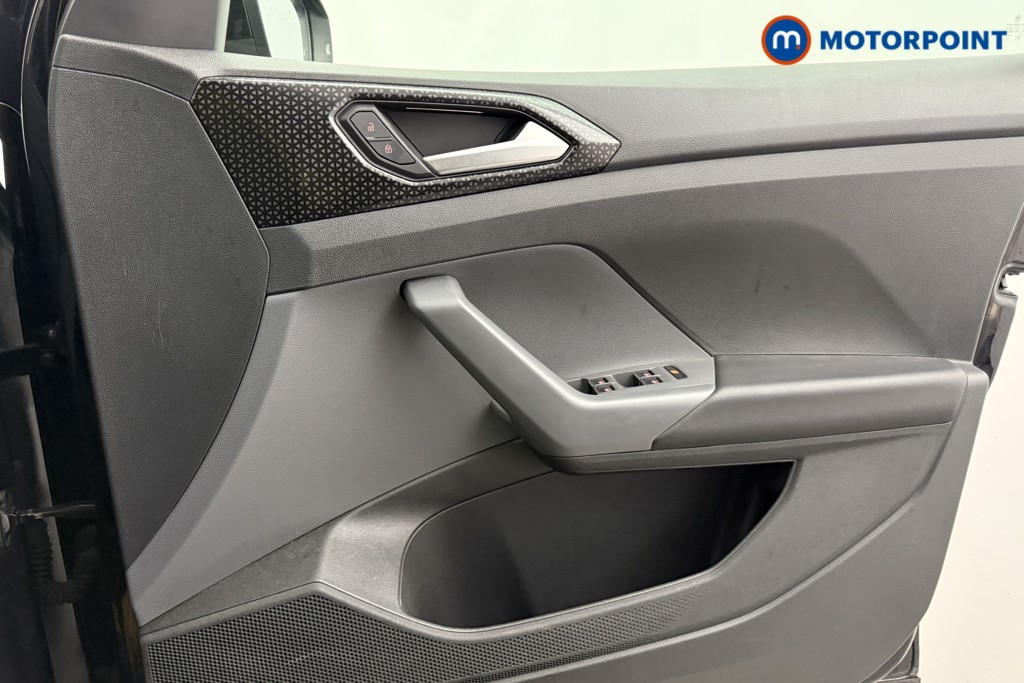 Volkswagen T-Cross SEL Manual Petrol SUV - Stock Number (1588024) - 17th supplementary image