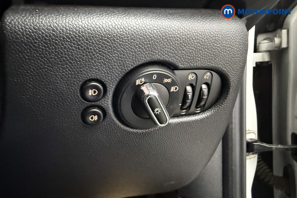 Mini Hatchback Cooper Sport Automatic Petrol Hatchback - Stock Number (1588049) - 16th supplementary image