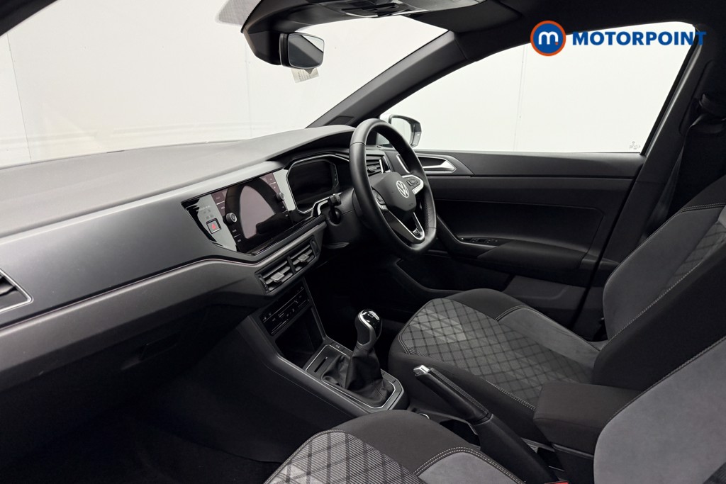 Volkswagen Polo R-Line Manual Petrol Hatchback - Stock Number (1588099) - 3rd supplementary image