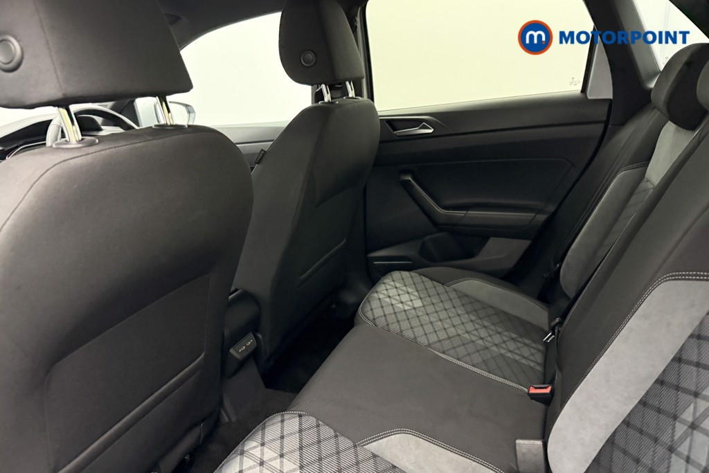 Volkswagen Polo R-Line Manual Petrol Hatchback - Stock Number (1588099) - 4th supplementary image