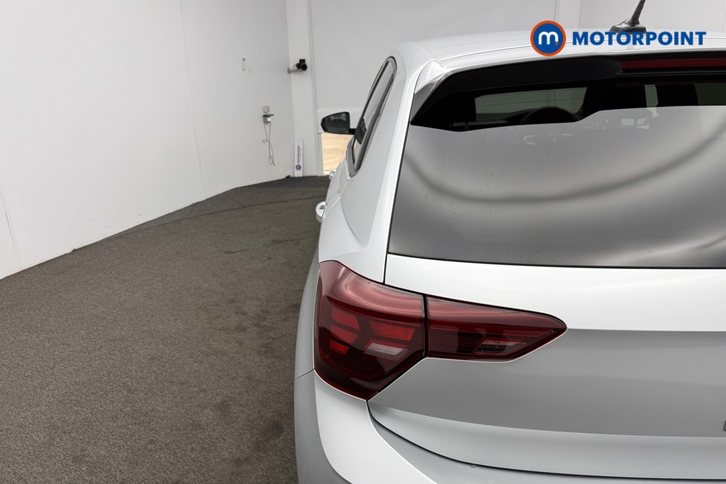 Volkswagen Polo R-Line Manual Petrol Hatchback - Stock Number (1588099) - 5th supplementary image