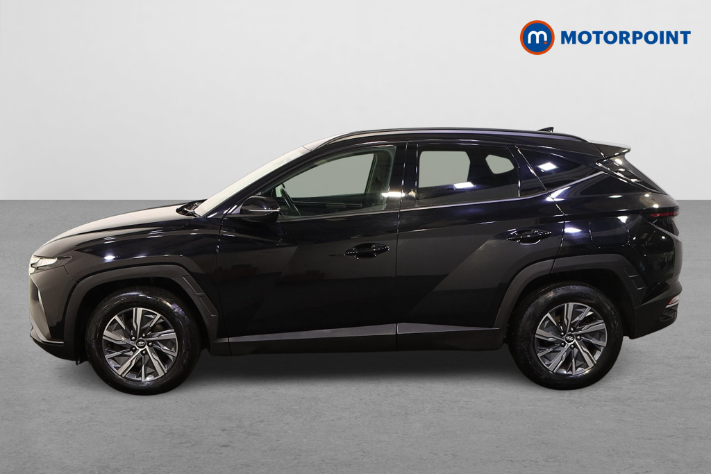Hyundai Tucson Se Connect Manual Petrol SUV - Stock Number (1588150) - Passenger side