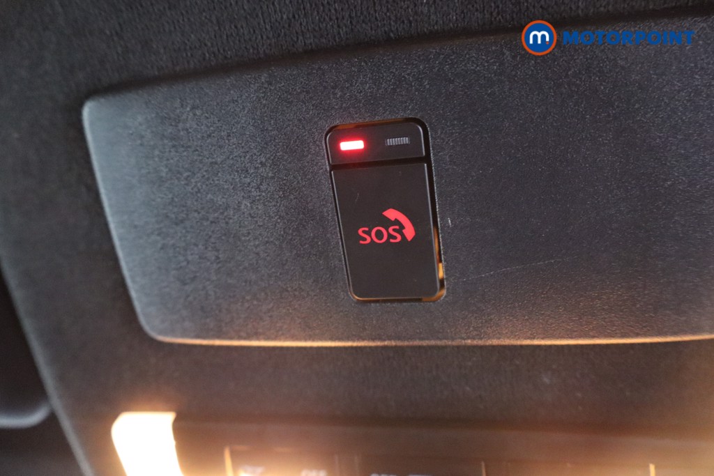 Nissan Juke N-Connecta Automatic Petrol SUV - Stock Number (1588163) - 23rd supplementary image