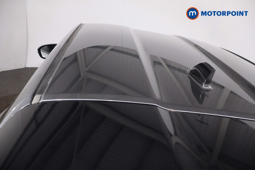 Nissan Juke N-Connecta Automatic Petrol SUV - Stock Number (1588163) - 30th supplementary image