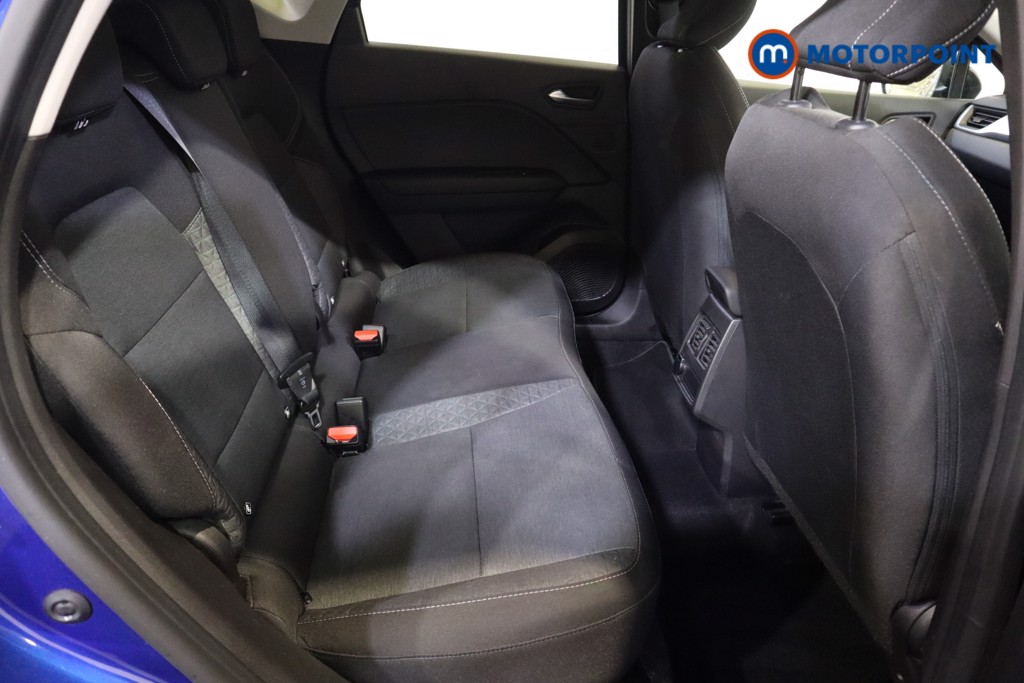 Renault Captur Iconic Edition Manual Petrol SUV - Stock Number (1588166) - 7th supplementary image