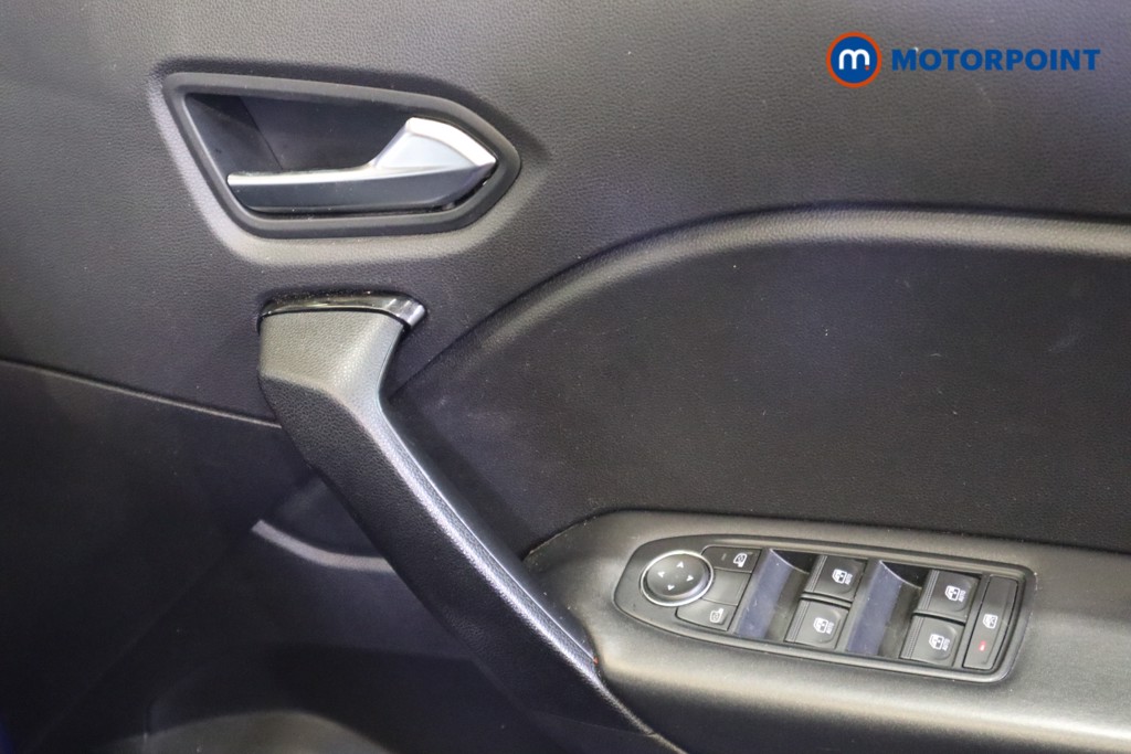 Renault Captur Iconic Edition Manual Petrol SUV - Stock Number (1588166) - 14th supplementary image