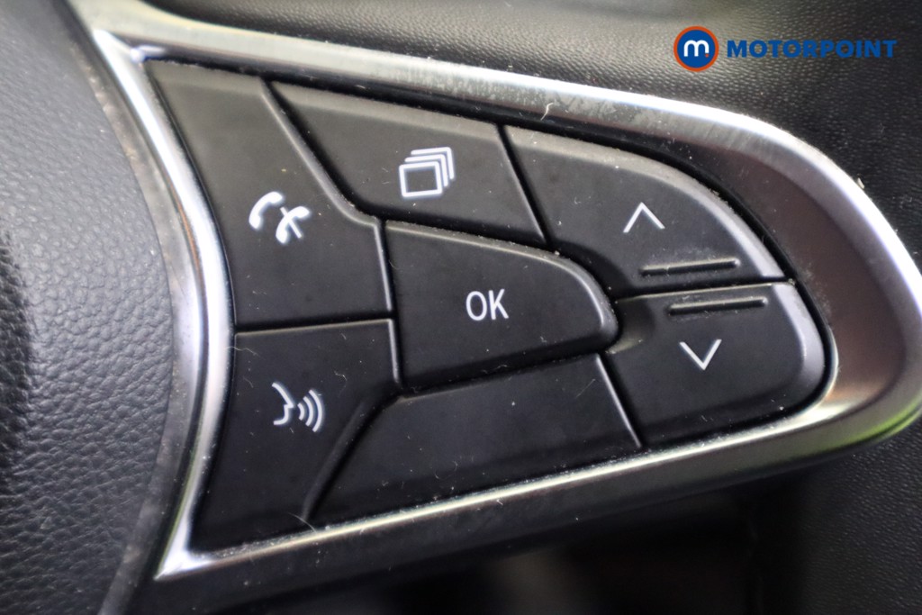 Renault Captur Iconic Edition Manual Petrol SUV - Stock Number (1588166) - 18th supplementary image