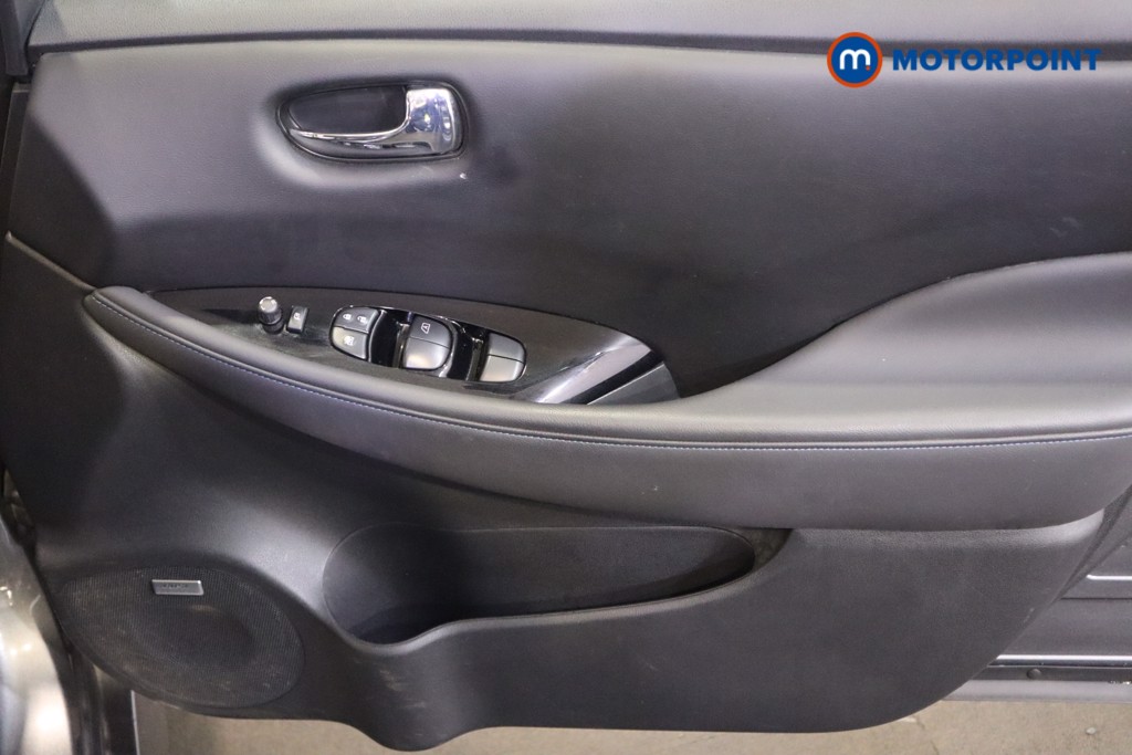 Nissan Leaf Tekna Automatic Electric Hatchback - Stock Number (1588238) - 13th supplementary image