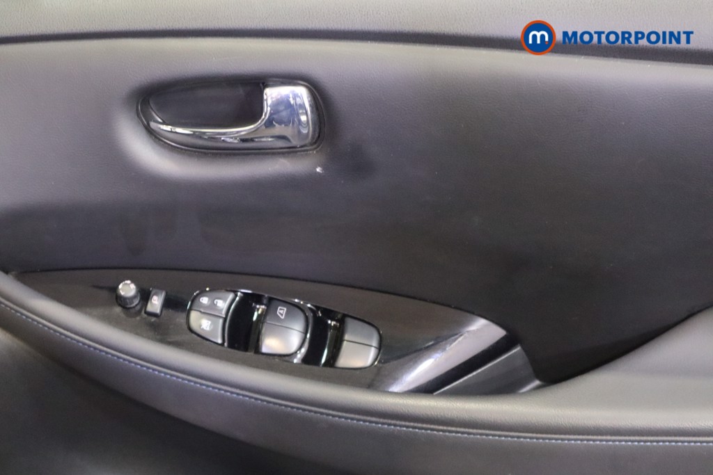 Nissan Leaf Tekna Automatic Electric Hatchback - Stock Number (1588238) - 14th supplementary image