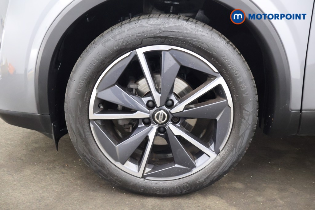 Nissan Qashqai Tekna Manual Petrol SUV - Stock Number (1588360) - 33rd supplementary image