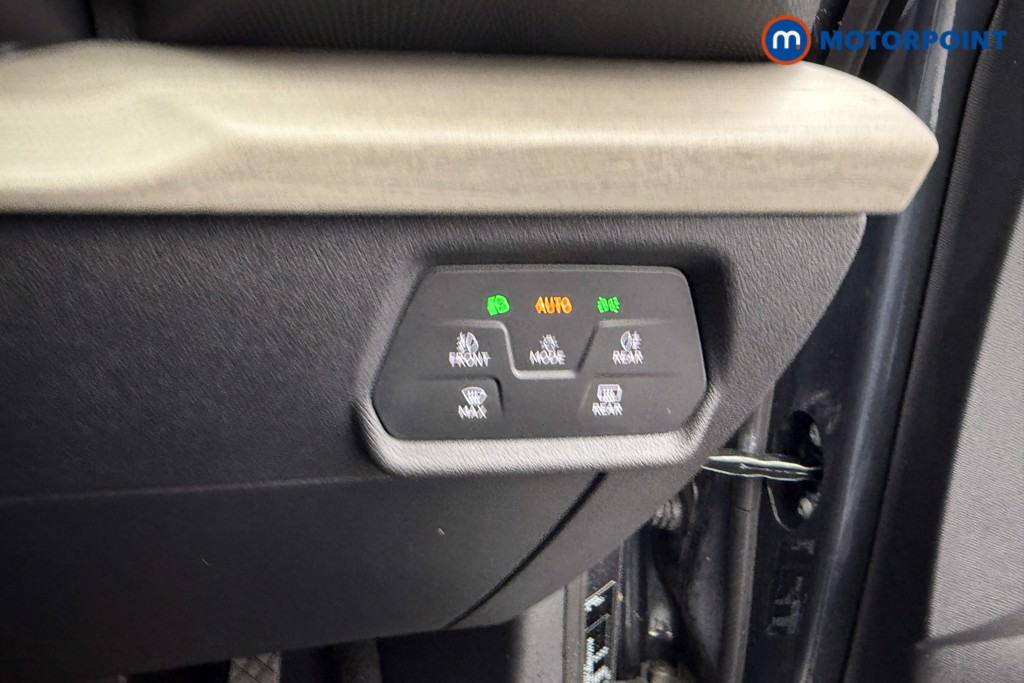 Seat Leon Xcellence Lux Automatic Petrol Plug-In Hybrid Hatchback - Stock Number (1588600) - 14th supplementary image