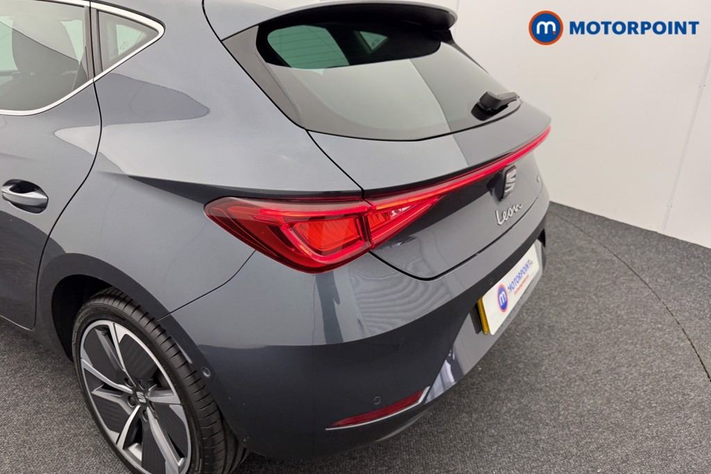 Seat Leon Xcellence Lux Automatic Petrol Plug-In Hybrid Hatchback - Stock Number (1588600) - 25th supplementary image