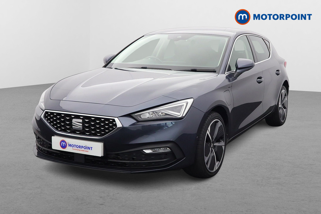 Seat Leon Xcellence Lux Automatic Petrol Plug-In Hybrid Hatchback - Stock Number (1588600) - Passenger side front corner