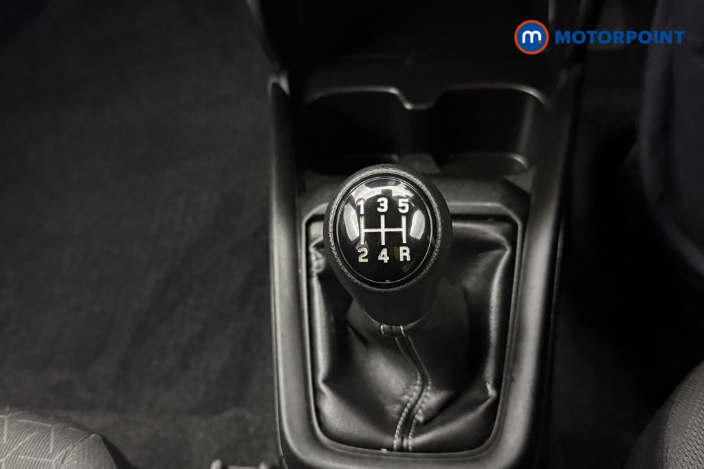 Suzuki Swift Motion Manual Petrol Hatchback - Stock Number (1588638) - 19th supplementary image