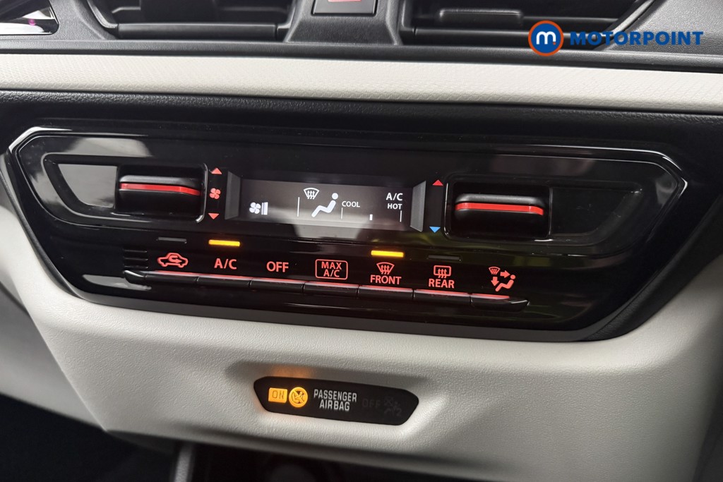 Suzuki Swift Motion Manual Petrol Hatchback - Stock Number (1588639) - 16th supplementary image