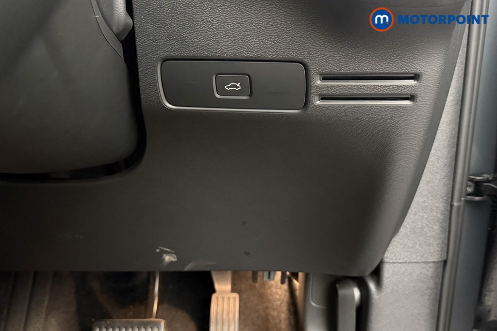 Volvo Xc40 Twin Ultimate Automatic Electric SUV - Stock Number (1588884) - 15th supplementary image