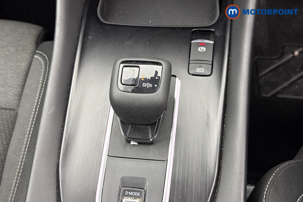 Nissan Qashqai N-Connecta Automatic Petrol SUV - Stock Number (1588907) - 10th supplementary image