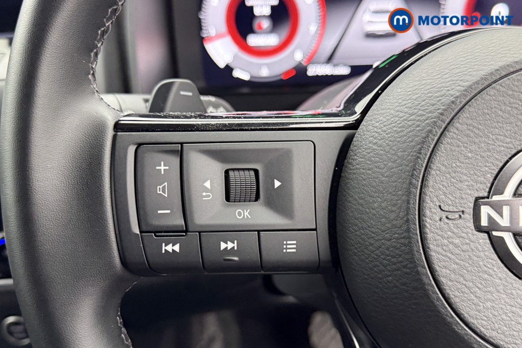 Nissan Qashqai N-Connecta Automatic Petrol SUV - Stock Number (1588907) - 11th supplementary image