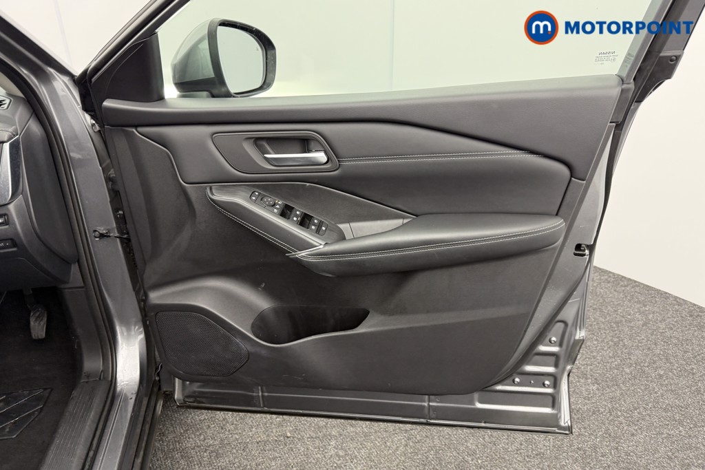 Nissan Qashqai N-Connecta Automatic Petrol SUV - Stock Number (1588907) - 15th supplementary image