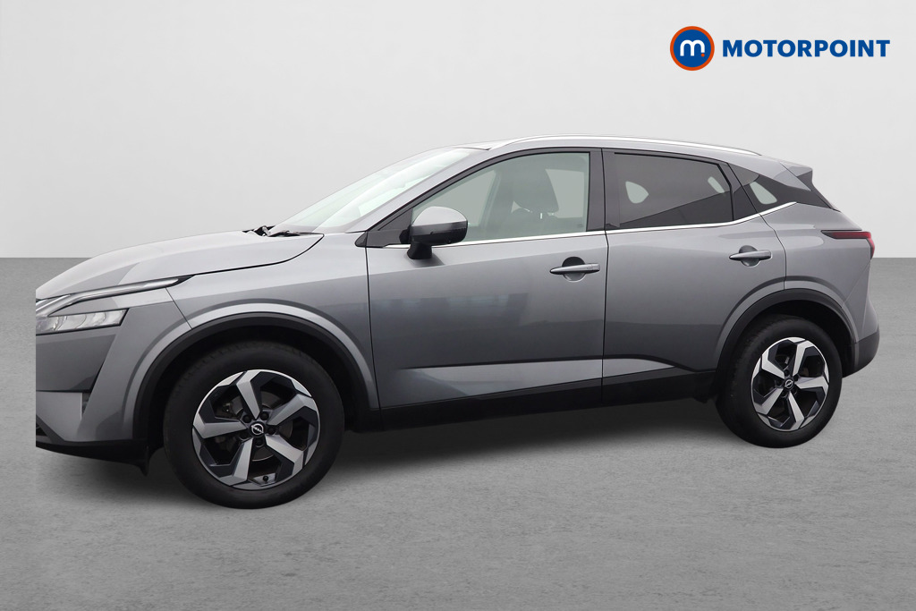 Nissan Qashqai N-Connecta Automatic Petrol SUV - Stock Number (1588907) - Passenger side